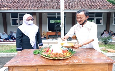 Memperingati Maulid Nabi Muhammad SAW di SMK TARUNA BANGSA CIAMIS